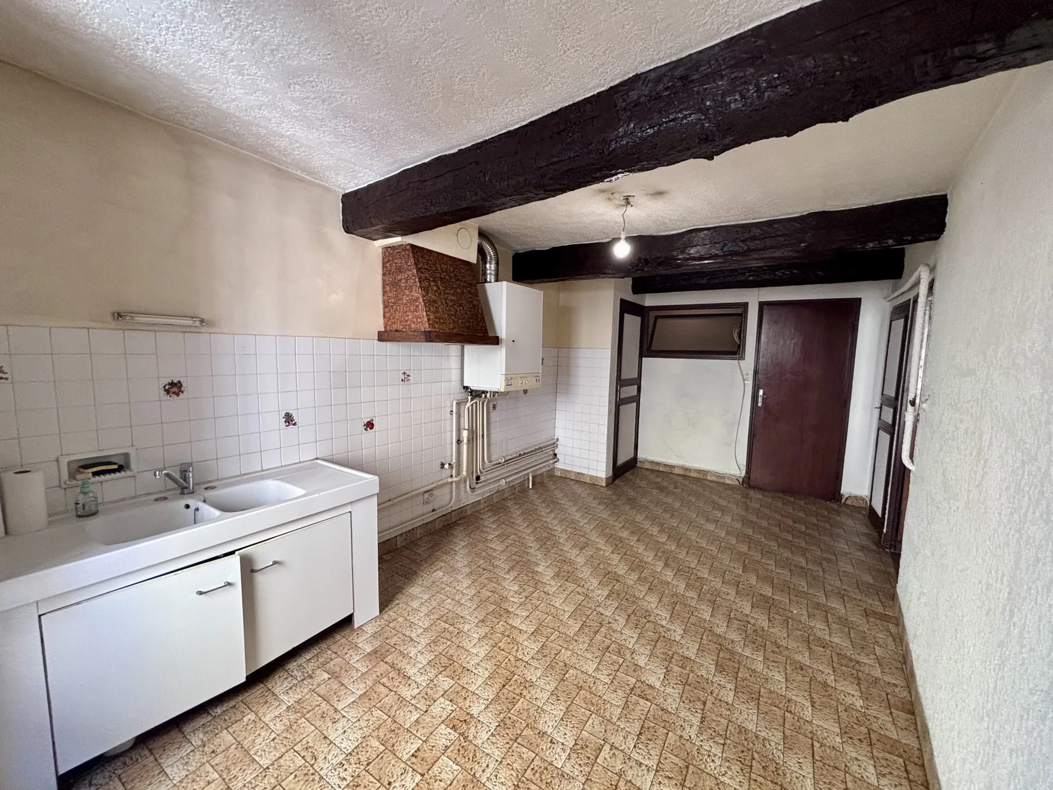 Bel appartement T4 de 99,63 m² au centre-ville de Laragne-Montéglin 