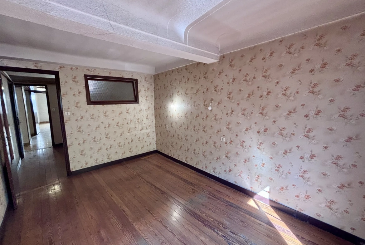 Bel appartement T4 de 99,63 m² au centre-ville de Laragne-Montéglin 