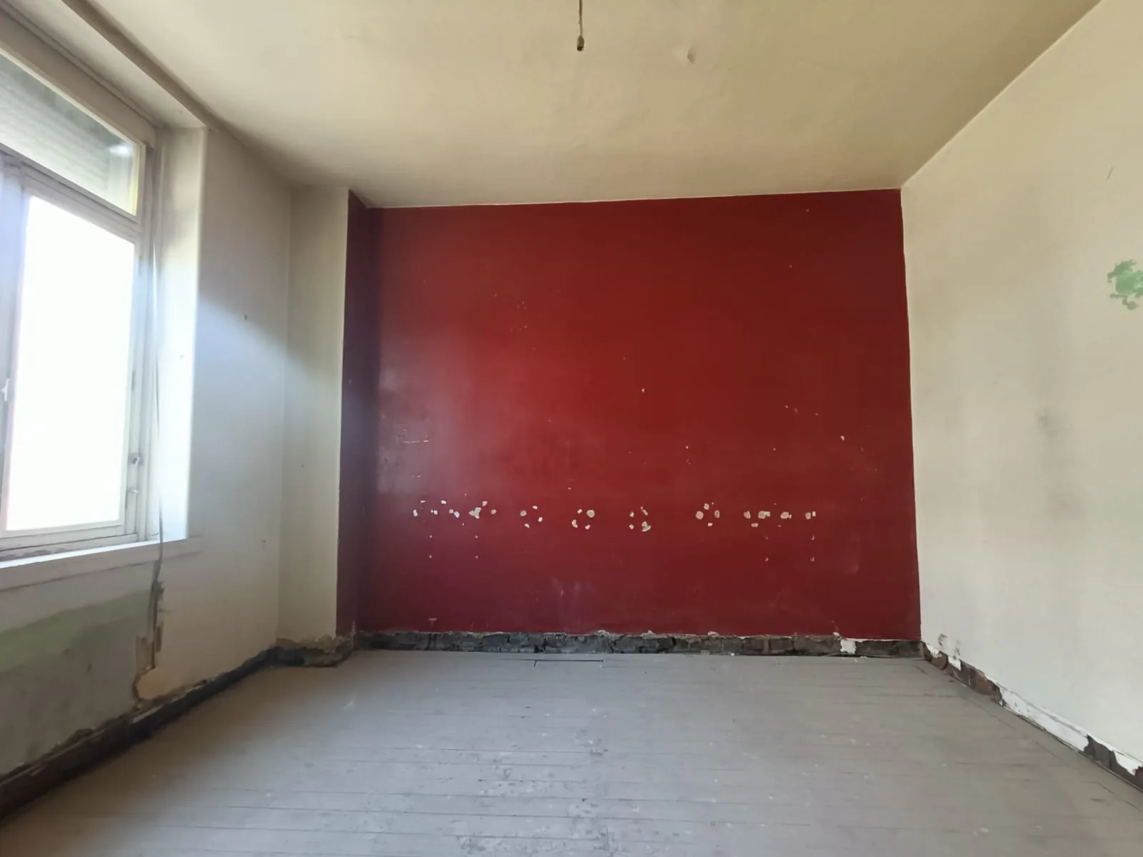 Maison à travaux de 97m² à Roubaix proche du Parc Barbieux et de l'EDHEC 