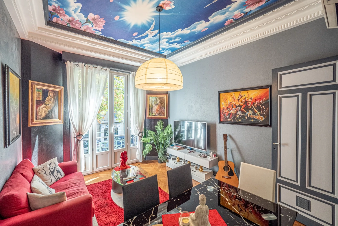 Appartement 2 pièces à Nice Libération – 46 m² rénové avec parquet, idéal emplacement 