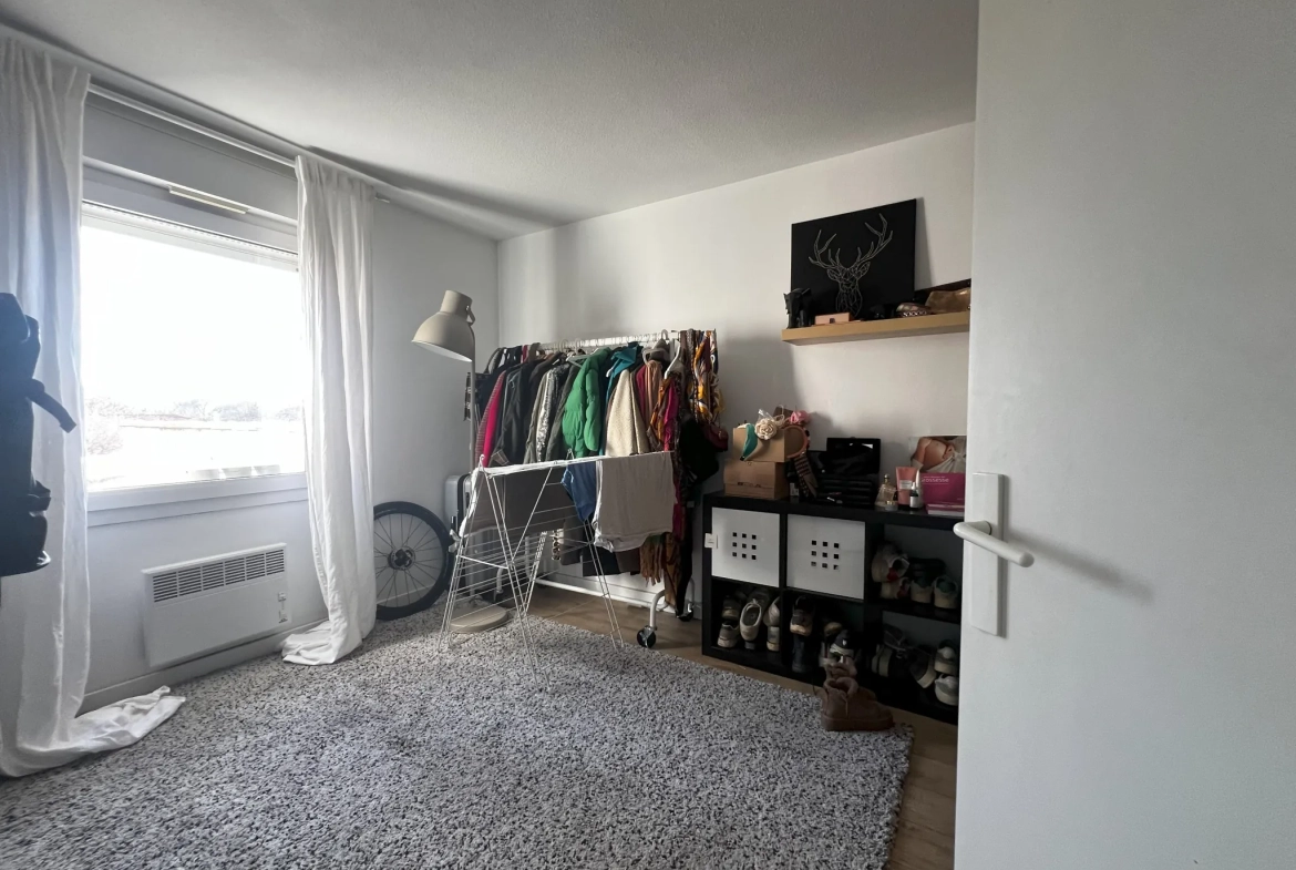 Appartement T3 rénové de 68 m² avec terrasse à Nîmes – Proche allées Jean Jaurès 