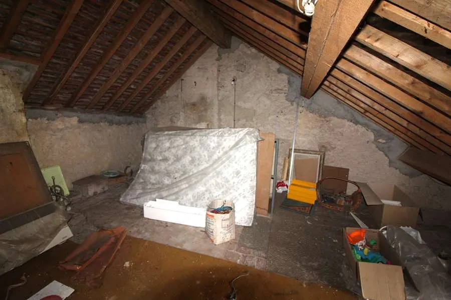 Maison à rafraîchir à Varzy proche des commerces - 75 m² habitable 
