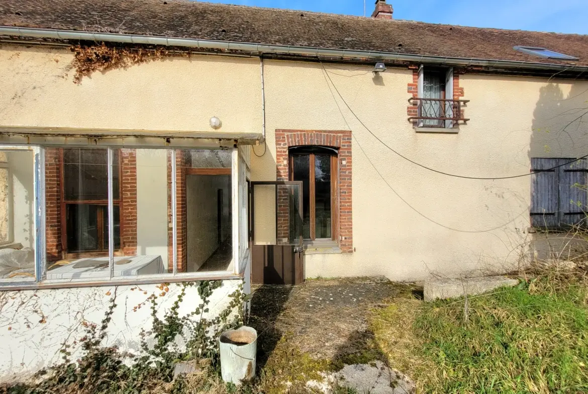 Maison à rénover de 92 m² avec grand terrain dans le Pays d'Othe 