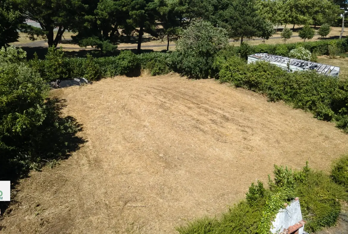 Terrain constructible de 790 m² à Angles, Vendée - Opportunité rare 