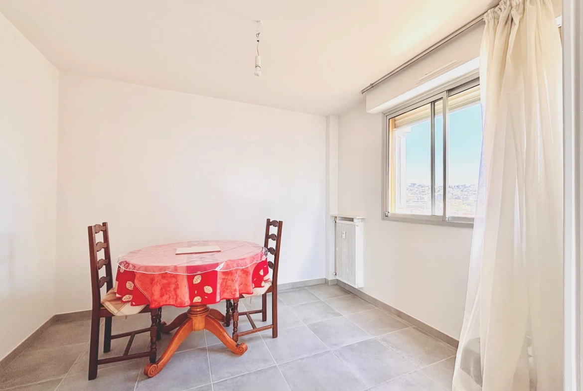 Appartement T4 avec vue panoramique à Nice Saint Augustin 