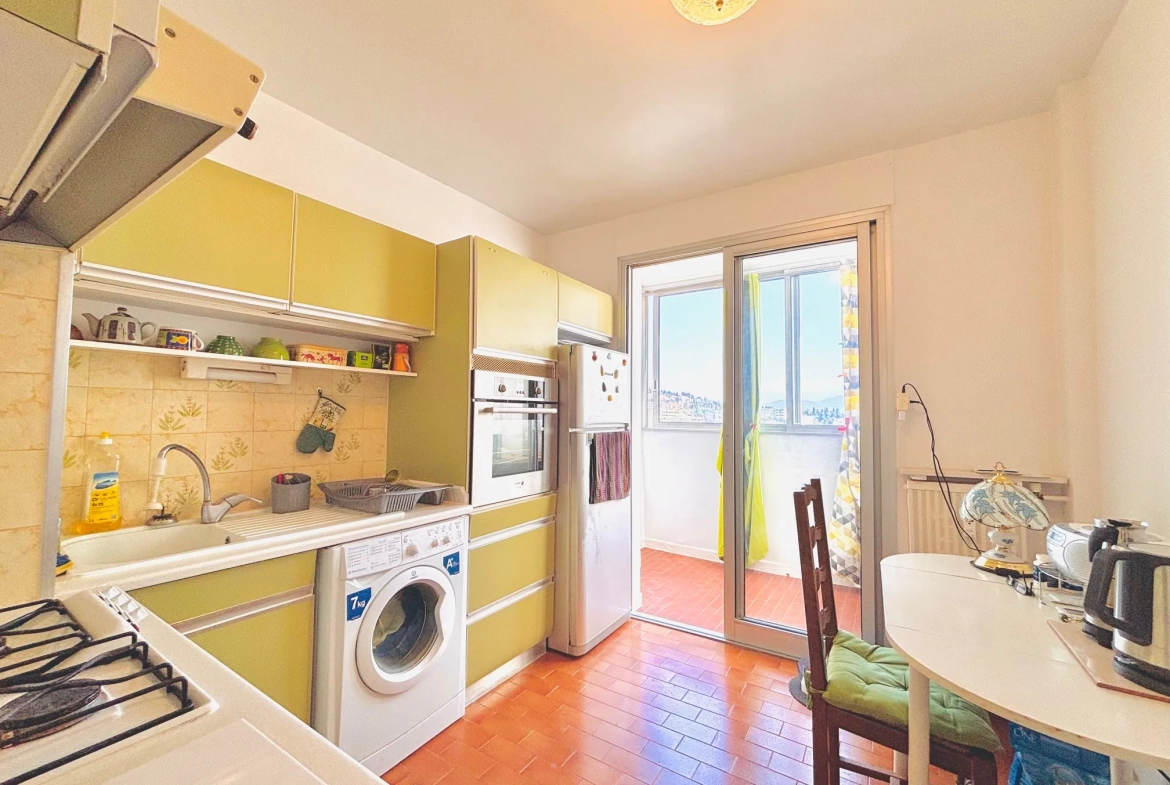 Appartement T4 avec vue panoramique à Nice Saint Augustin 