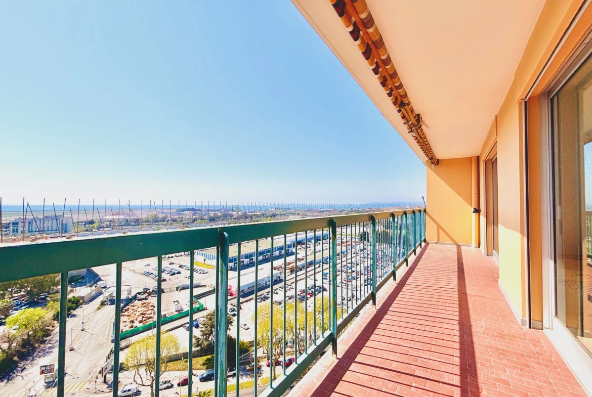 Appartement T4 avec vue panoramique à Nice Saint Augustin 