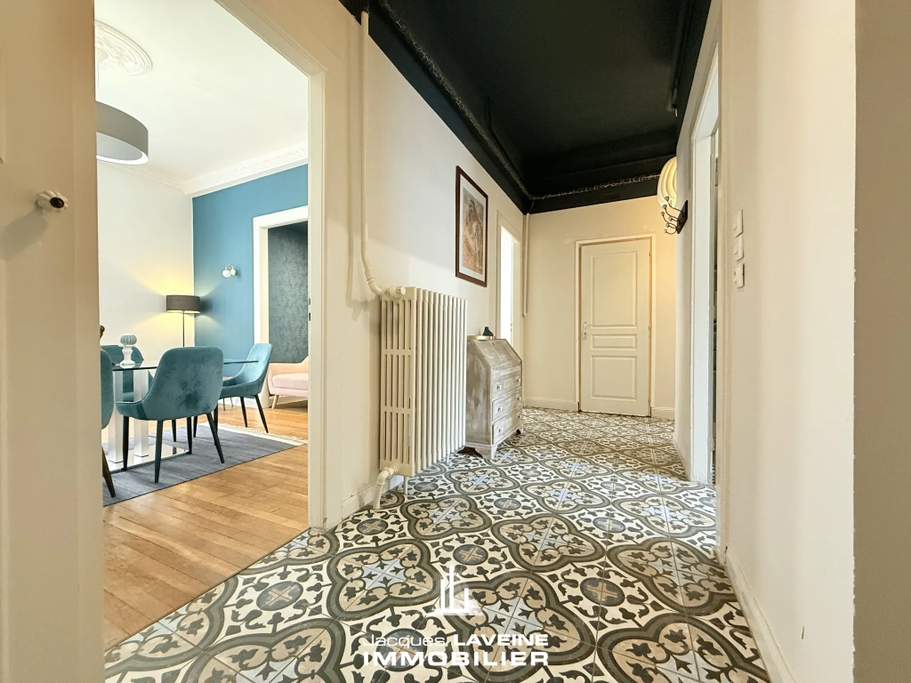 Appartement rénové de 77m² à Metz, proche de la gare et au calme