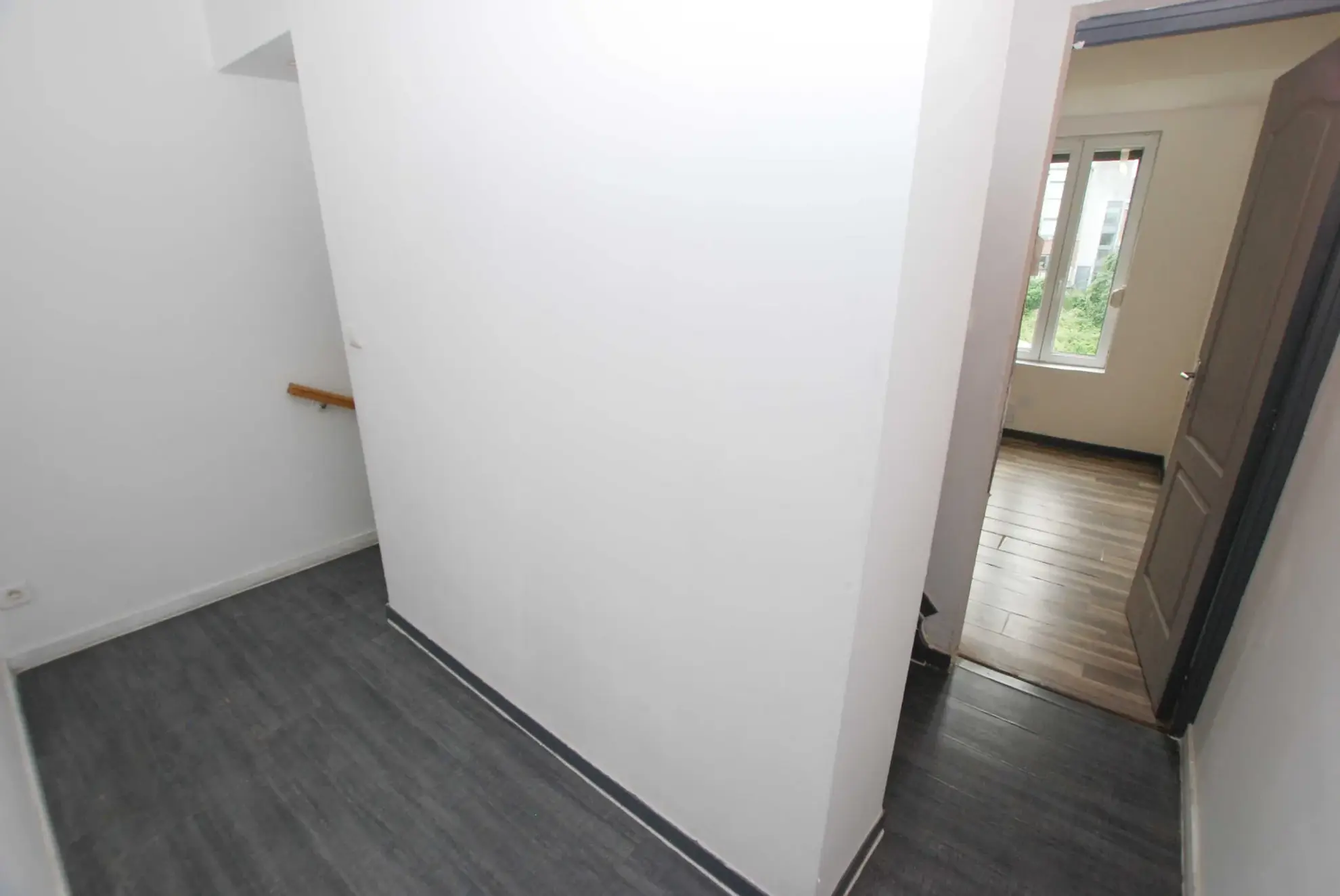 Maison 4 chambres à Jeumont avec jardin et grand potentiel 