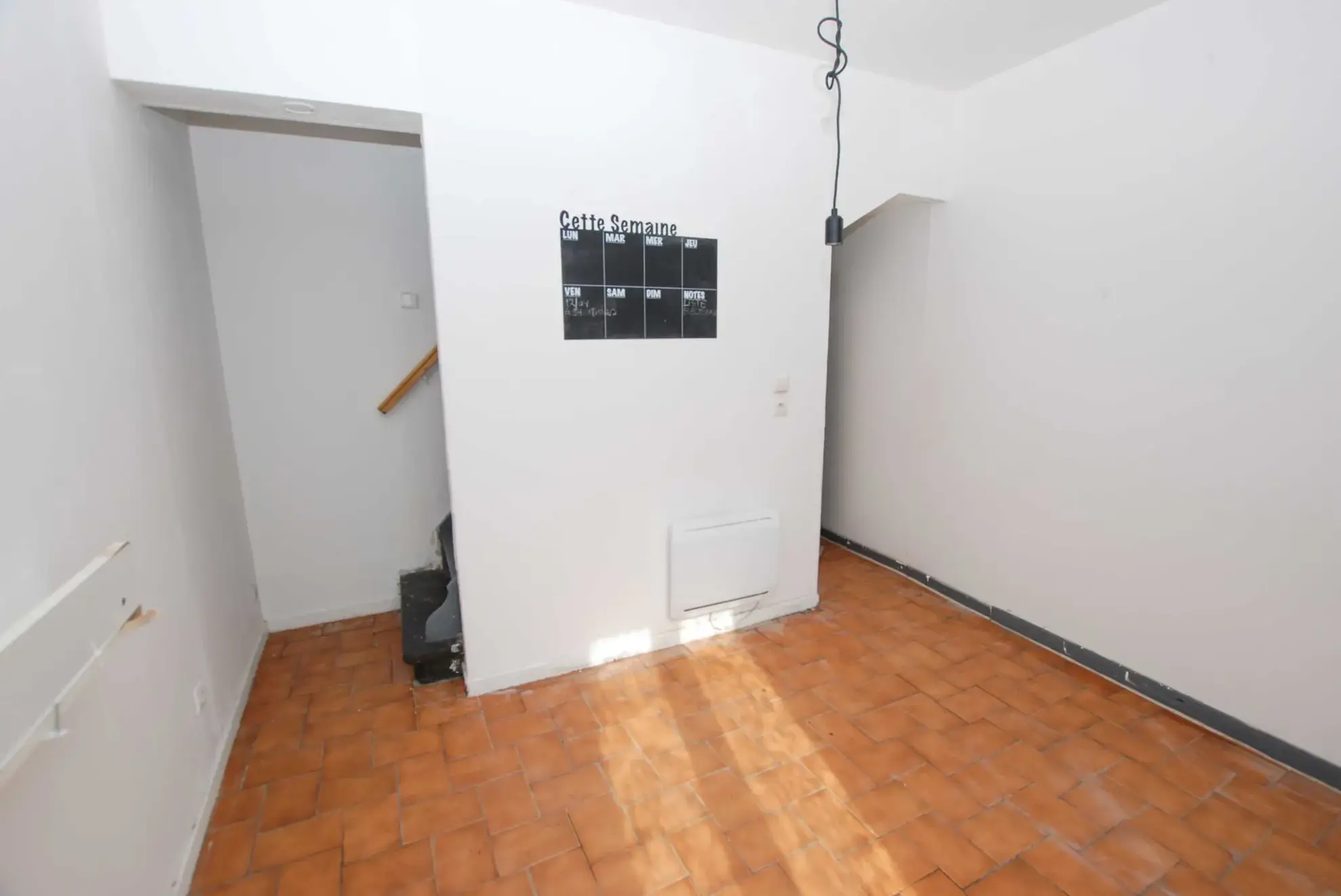 Maison 4 chambres à Jeumont avec jardin et grand potentiel 