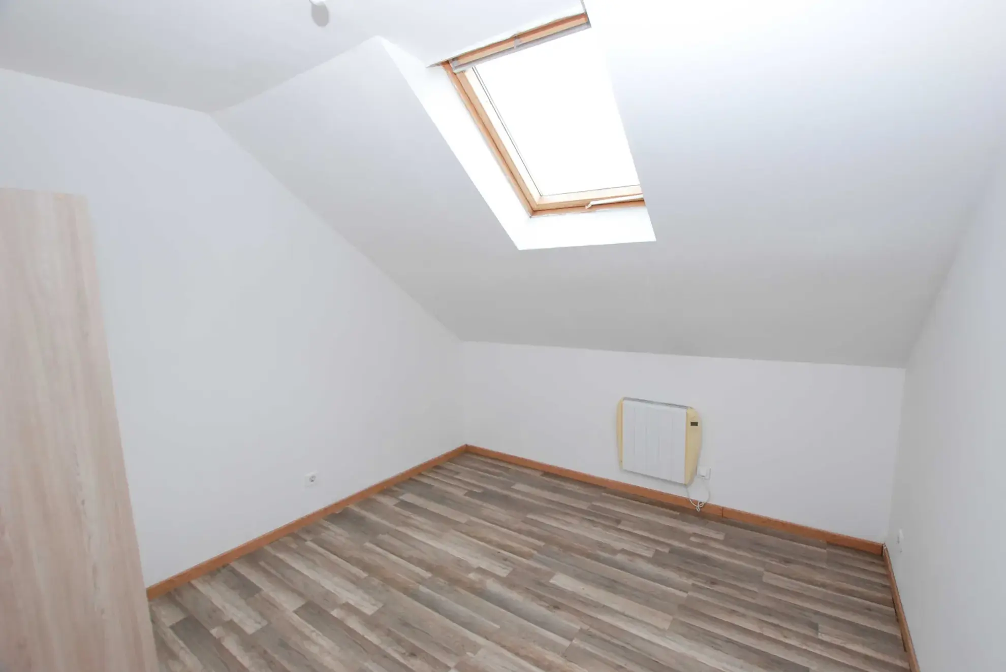 Maison 4 chambres à Jeumont avec jardin et grand potentiel 
