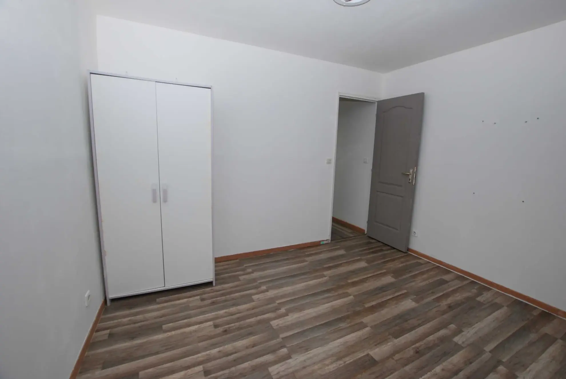 Maison 4 chambres à Jeumont avec jardin et grand potentiel 