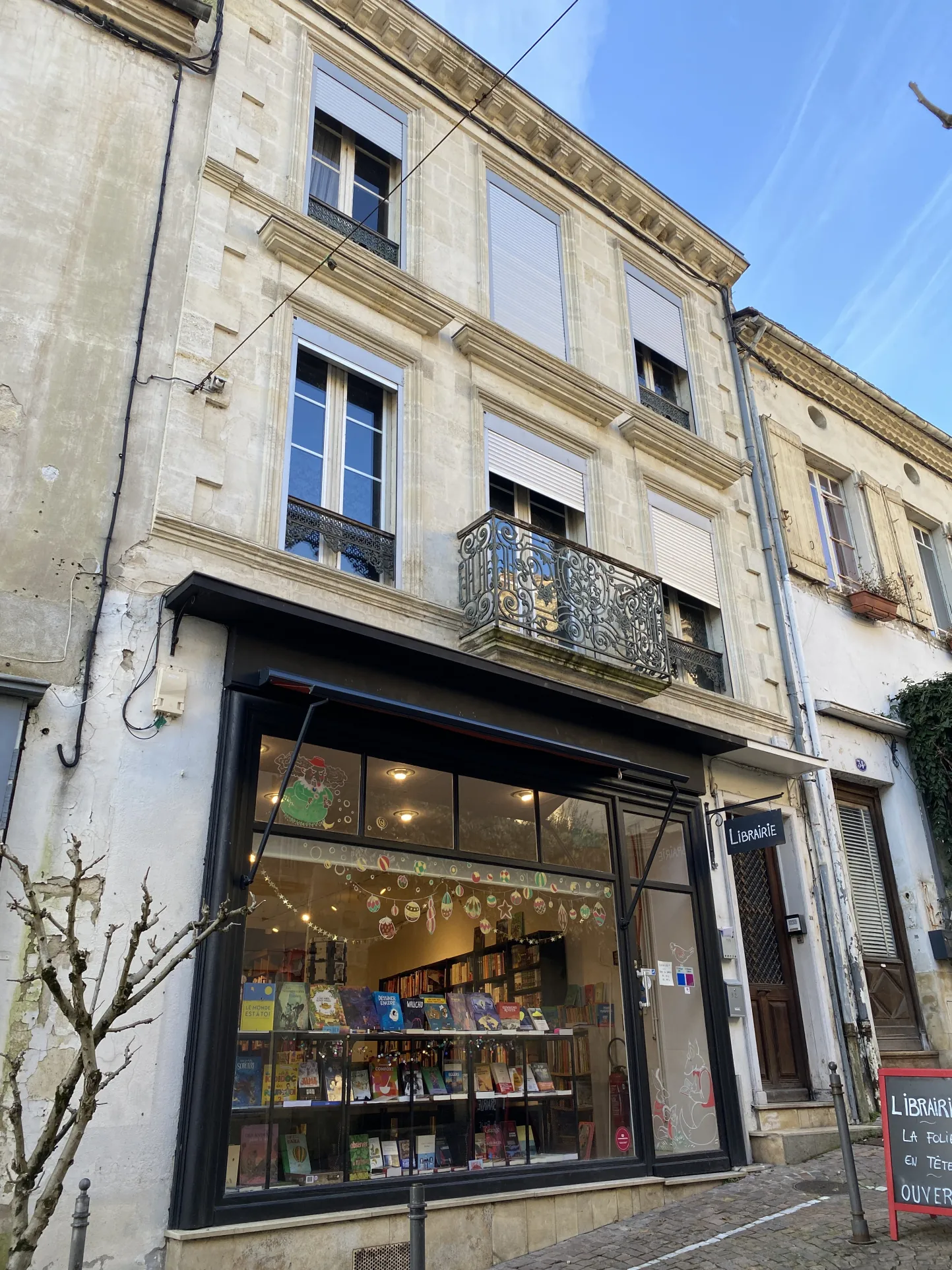 Immeuble de charme à La Réole avec cour, cave et potentiel d'investissement 
