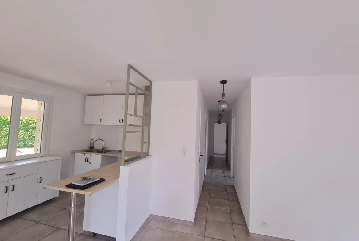 Maison de village à rafraîchir à Conques-sur-Orbiel - 113,14 m2 avec potentiel de rénovation 