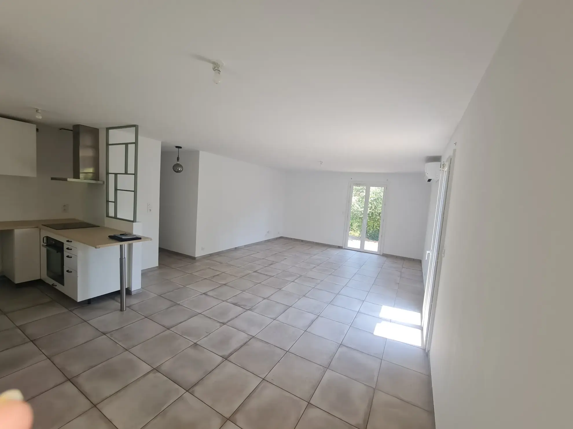 Maison de village à rafraîchir à Conques-sur-Orbiel - 113,14 m2 avec potentiel de rénovation 