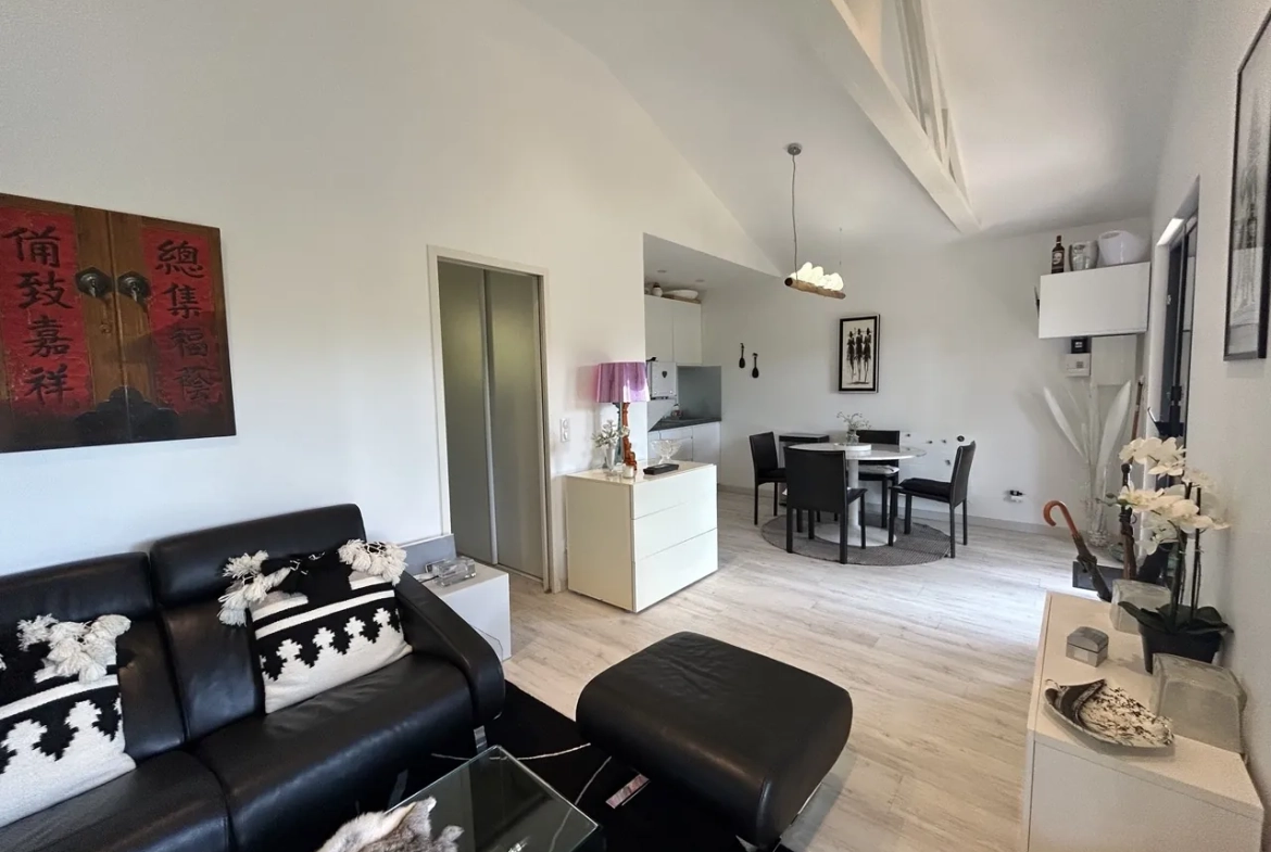 Chalet à vendre à Treignac en Corrèze avec vue sur le Lac des Bariousses 