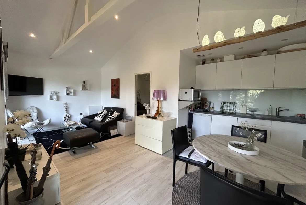 Chalet à vendre à Treignac en Corrèze avec vue sur le Lac des Bariousses 