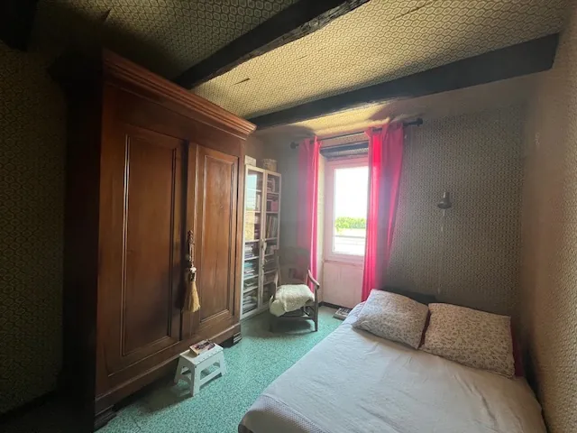 Maison de village en pierre avec logement indépendant à Sauzet, proche Nîmes 