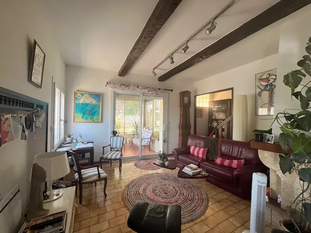 Maison de village en pierre avec logement indépendant à Sauzet, proche Nîmes 