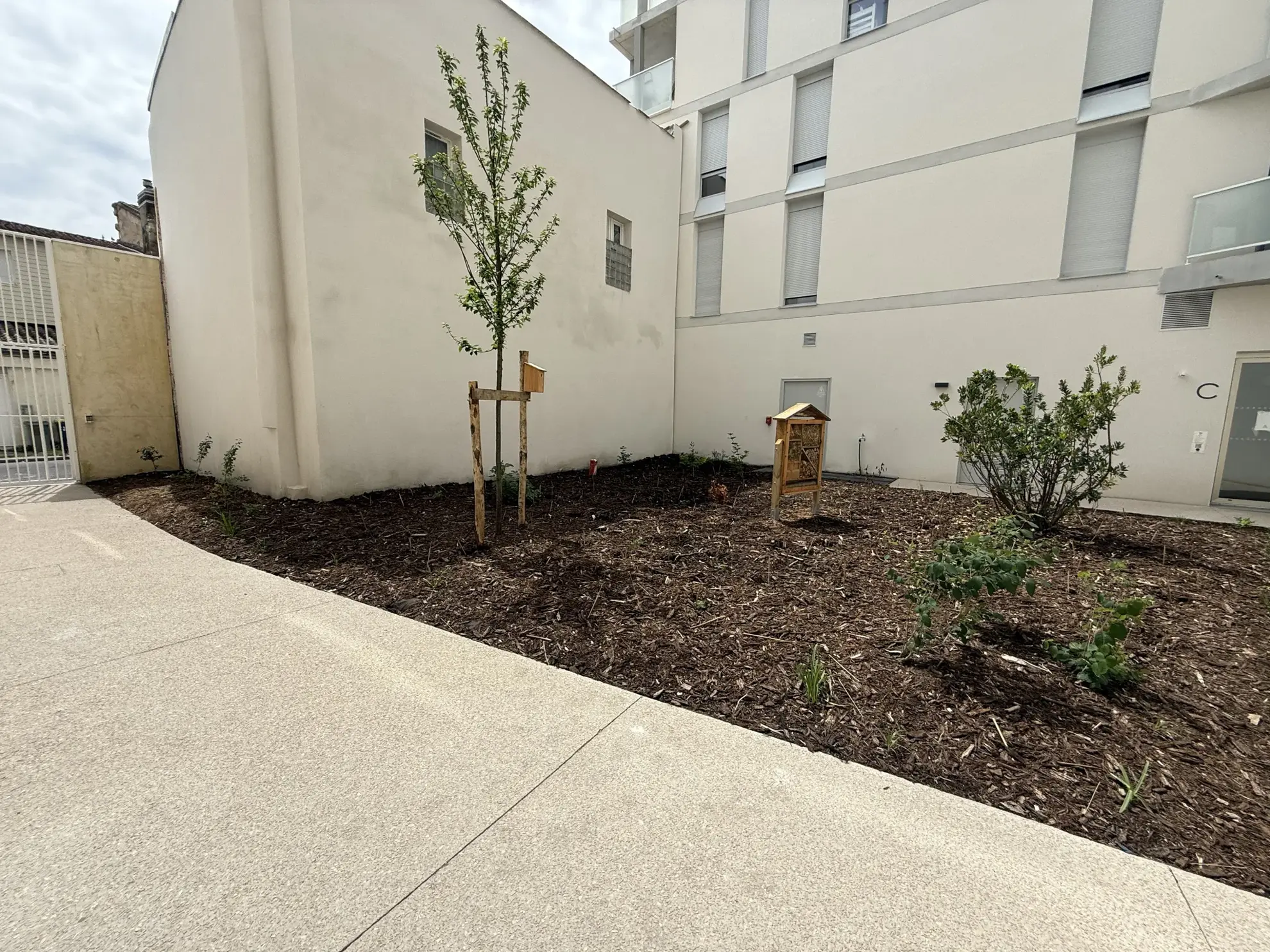 Appartement T3 avec terrasse à Bordeaux Gare Saint Jean - Idéal Investissement 