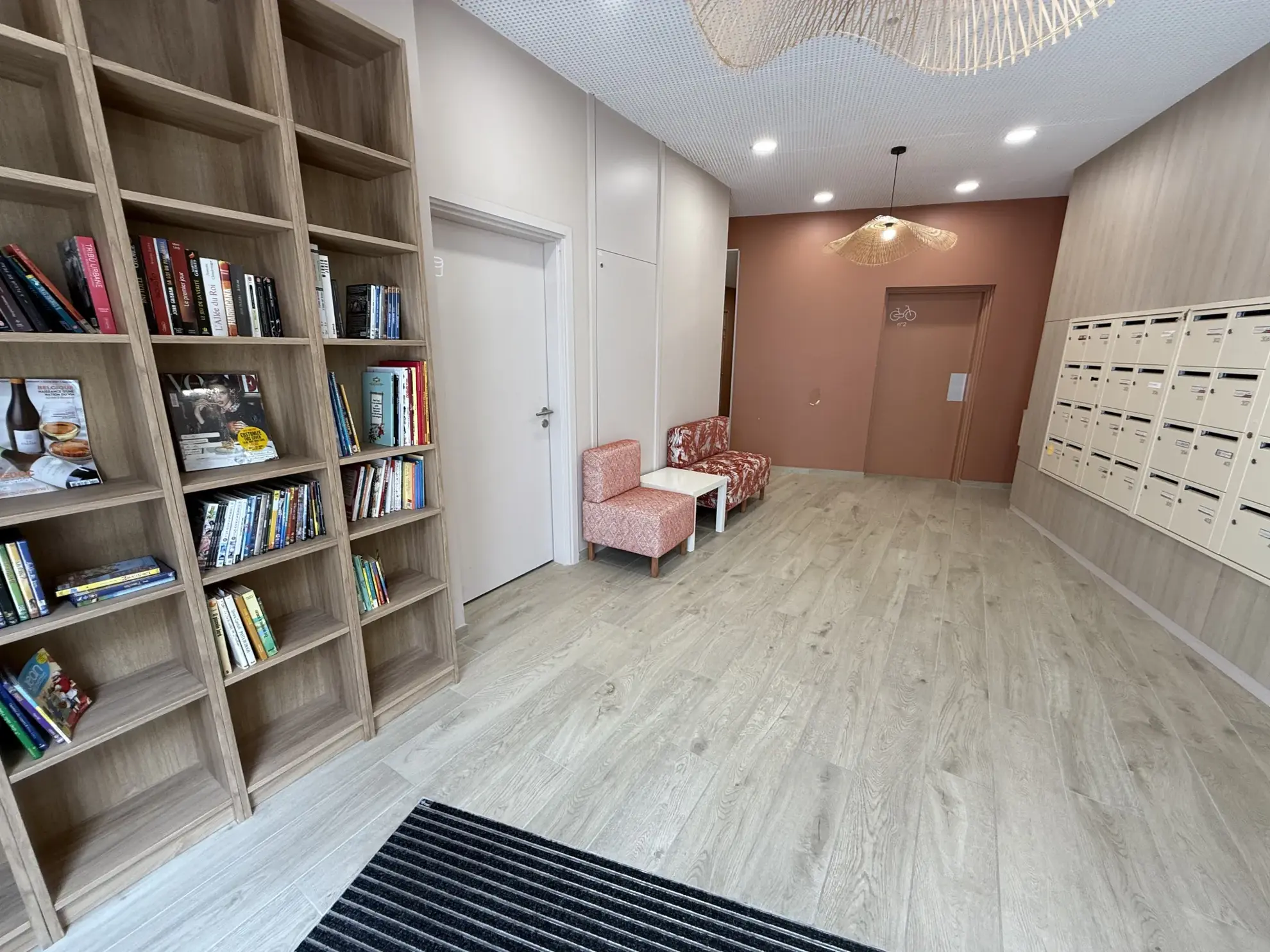 Appartement T3 avec terrasse à Bordeaux Gare Saint Jean - Idéal Investissement 