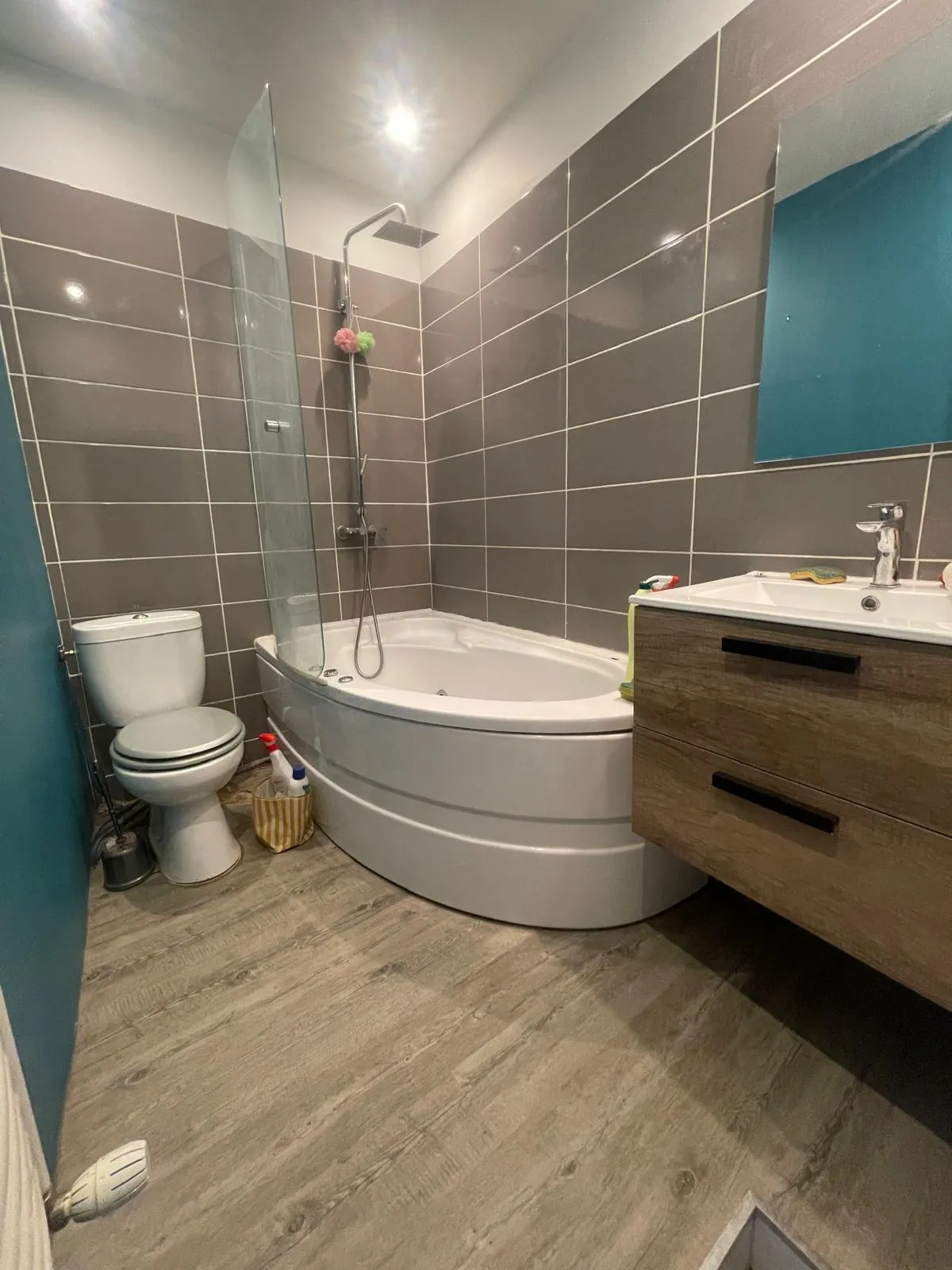 Spacieux appartement de 121 m² avec 3 chambres à Saint-Étienne - Dernier étage avec ascenseur 