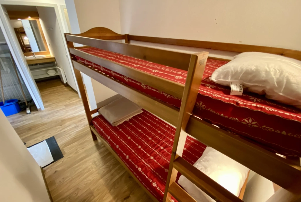 Appartement T2 cabine à vendre à Albiez Montrond, station de ski dans les Alpes 