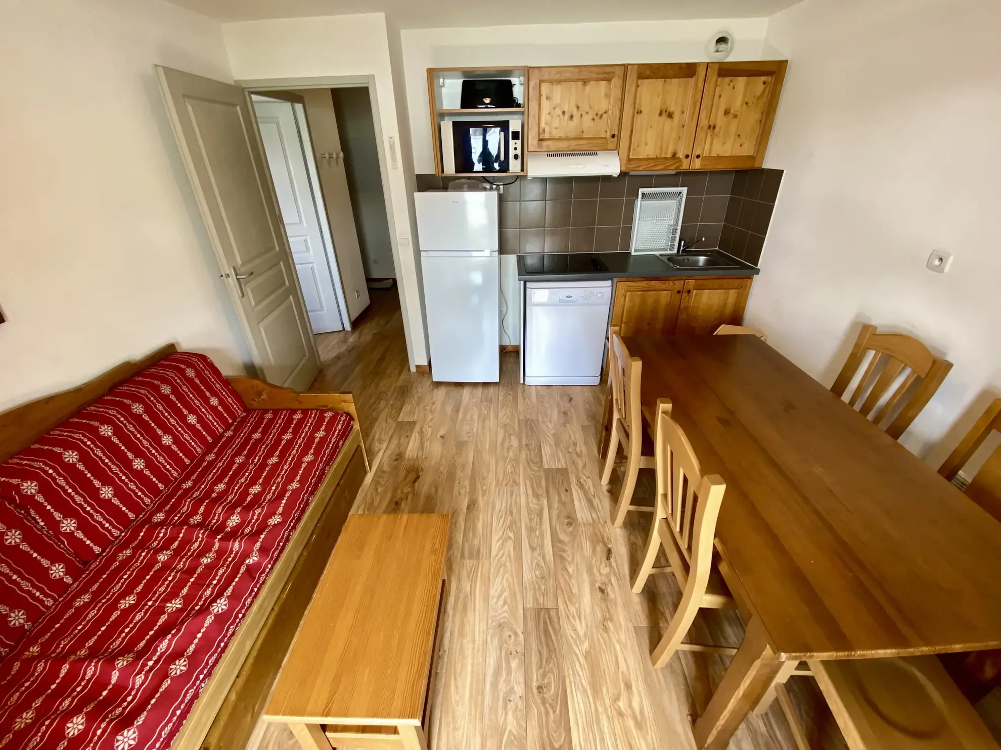 Appartement T2 cabine à vendre à Albiez Montrond, station de ski dans les Alpes 