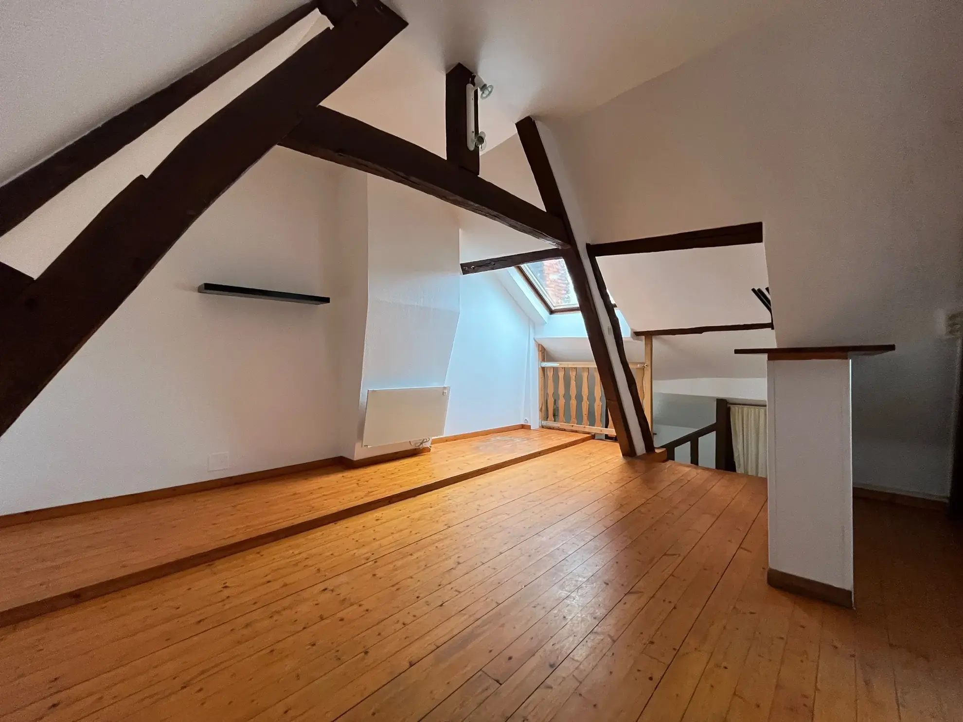 Appartement de 50 m² à Clermont avec garage privé, proche centre-ville 