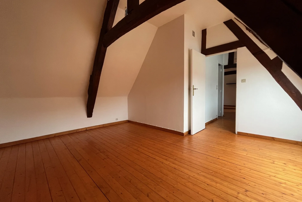 Appartement de 50 m² à Clermont avec garage privé, proche centre-ville 