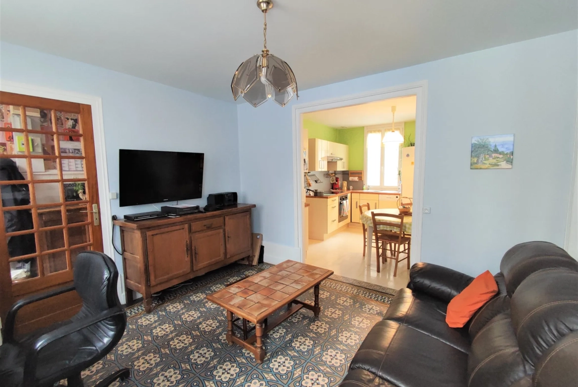 Maison typique du Tréport avec petit extérieur et potentiel à saisir 