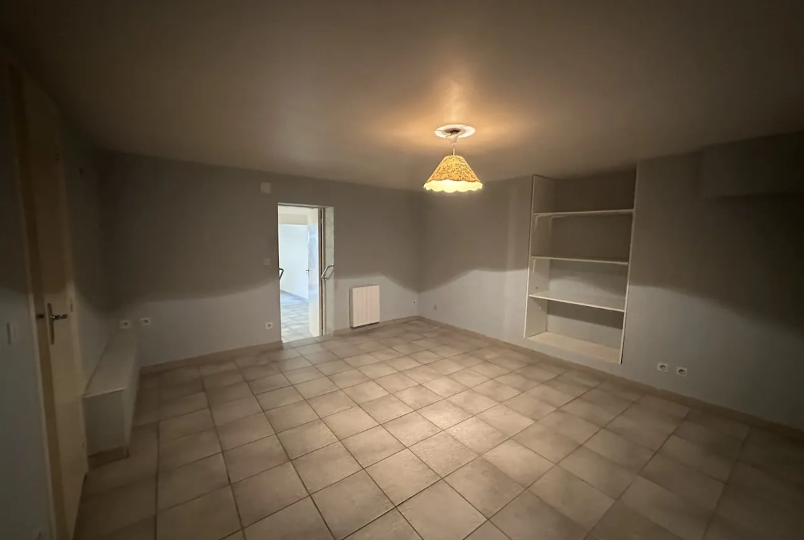 Immeuble résidentiel locatif à Marcigny avec plusieurs appartements en location 