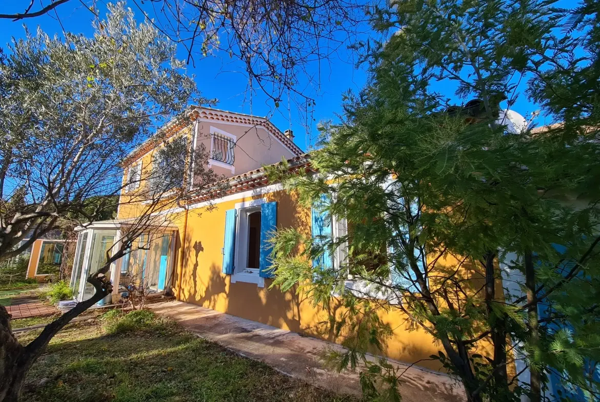 Villa F5 avec piscine et grand jardin à Anduze – Spiéçialement proche des commodités 