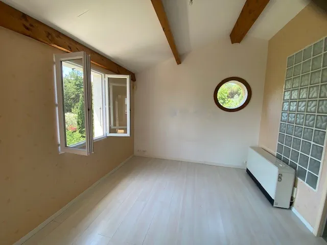 Villa F5 avec piscine et grand jardin à Anduze – Spiéçialement proche des commodités 