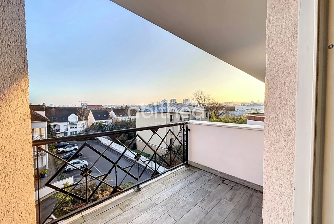 Appartement 3 pièces avec balcon et parking à Choisy-le-Roi 