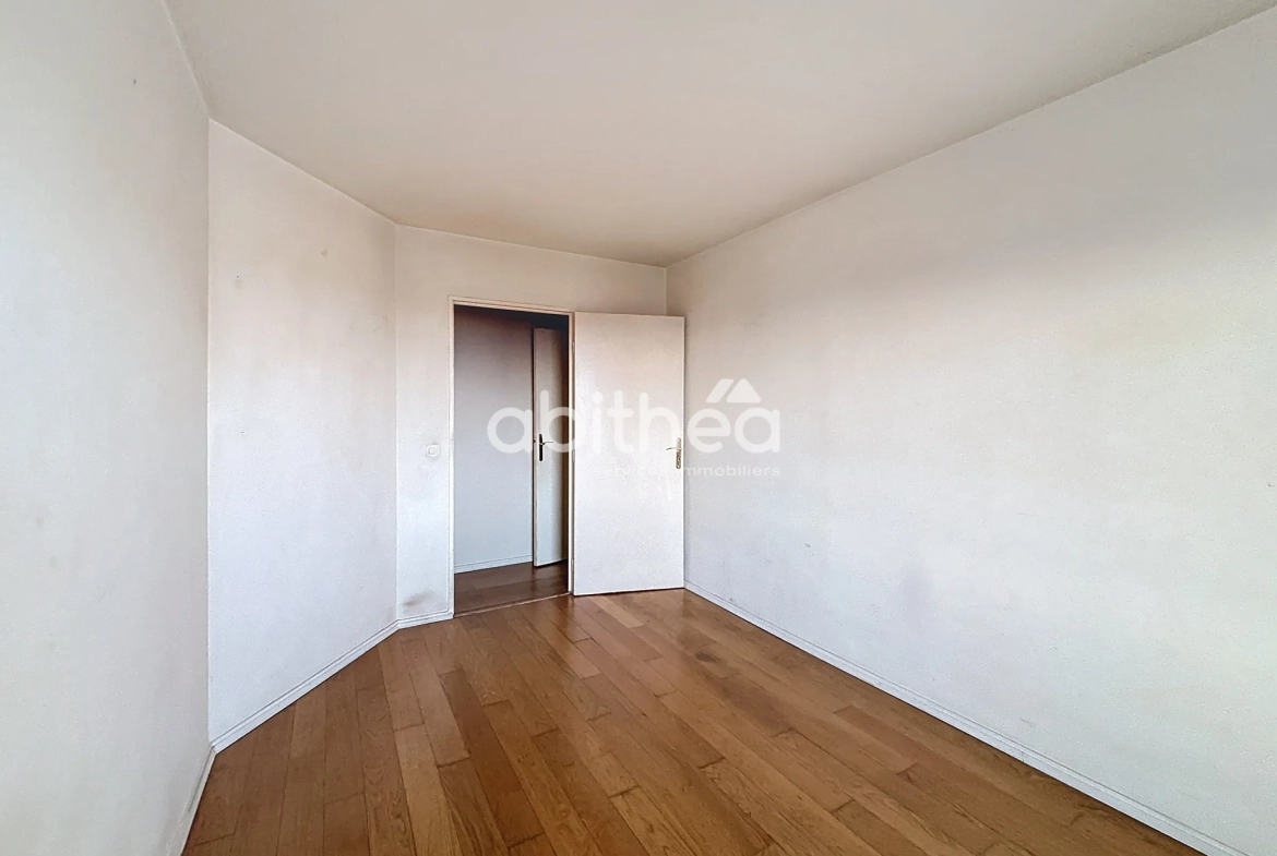 Appartement 3 pièces avec balcon et parking à Choisy-le-Roi 