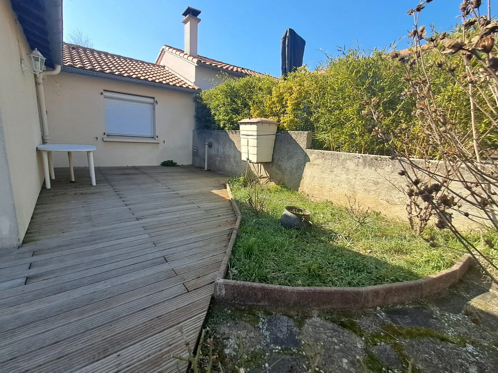 Maison familiale à Millau avec 4 chambres, jardin et garage - Secteur Millau 