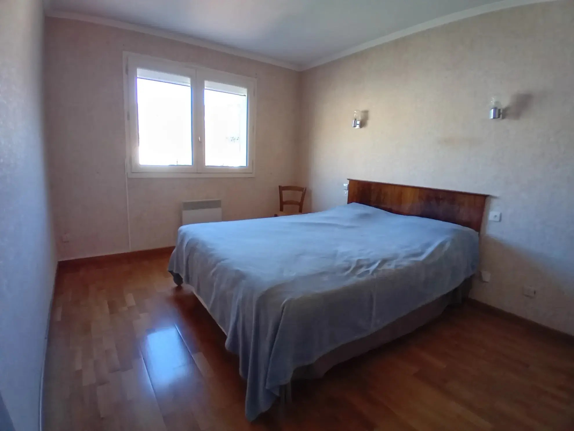 Maison familiale à Millau avec 4 chambres, jardin et garage - Secteur Millau 