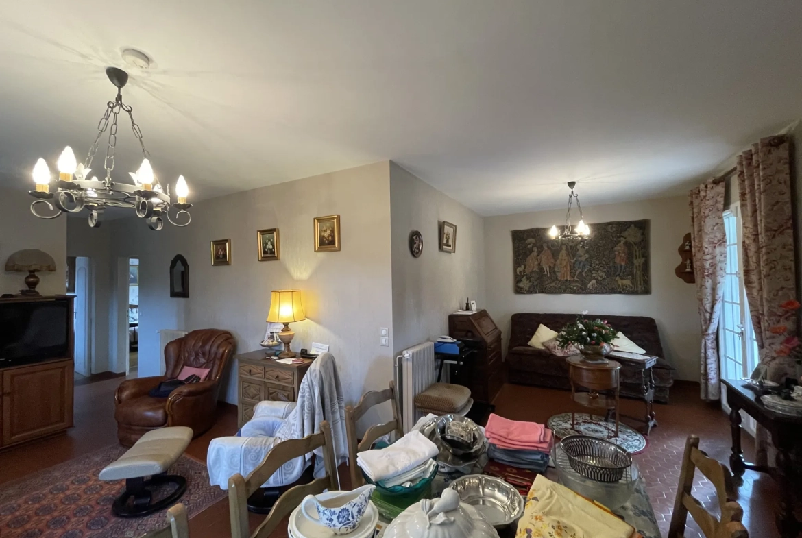 Achat maison de plain-pied avec jardin et grand garage à Libourne 
