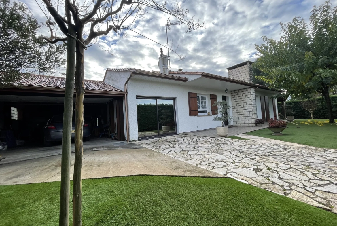 Achat maison de plain-pied avec jardin et grand garage à Libourne 