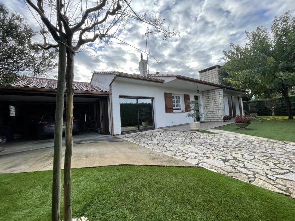Achat maison de plain-pied avec jardin et grand garage à Libourne
