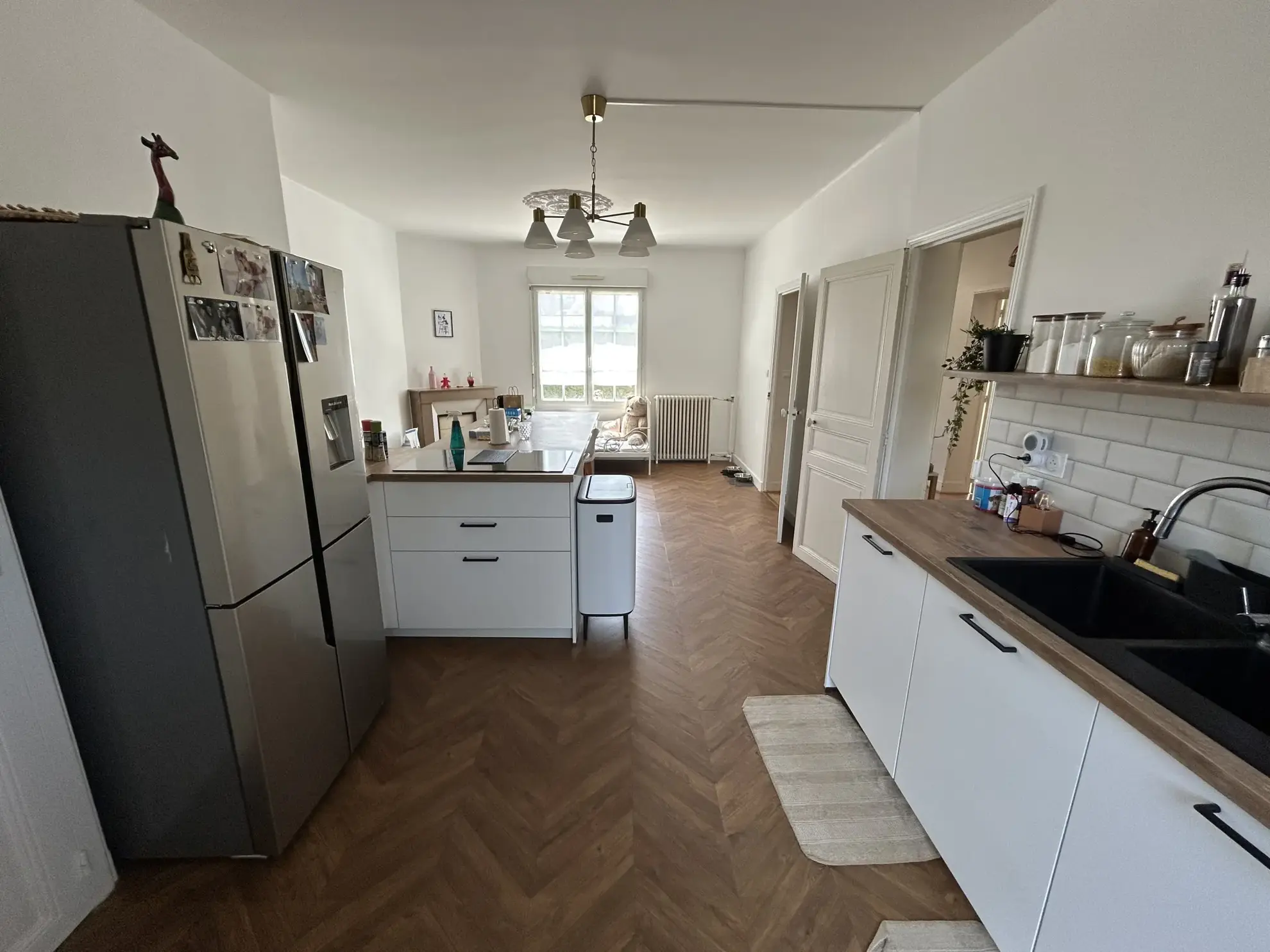 Magnifique maison de caractère de 195 m² à Puy-Guillaume proche centre-ville 