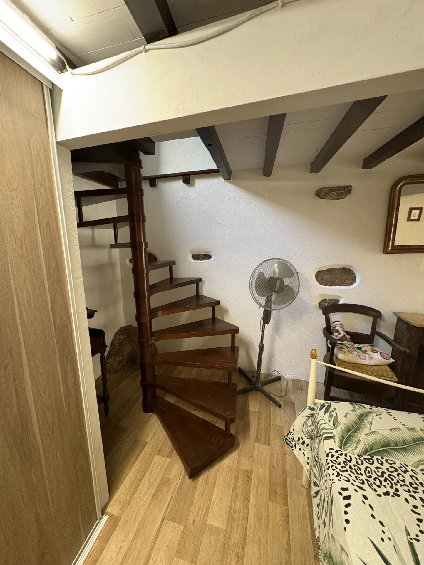 Maison de village rénovée à Sorede avec remise indépendante, idéal pied-à-terre 