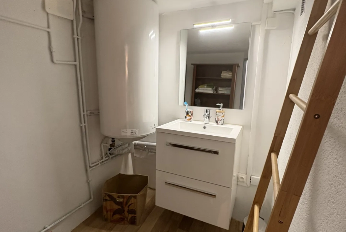 Maison de village rénovée à Sorede avec remise indépendante, idéal pied-à-terre 