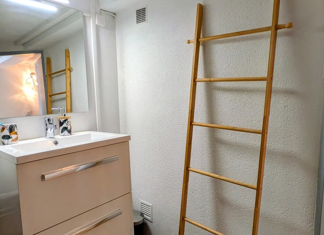 Maison de village rénovée à Sorede avec remise indépendante, idéal pied-à-terre 