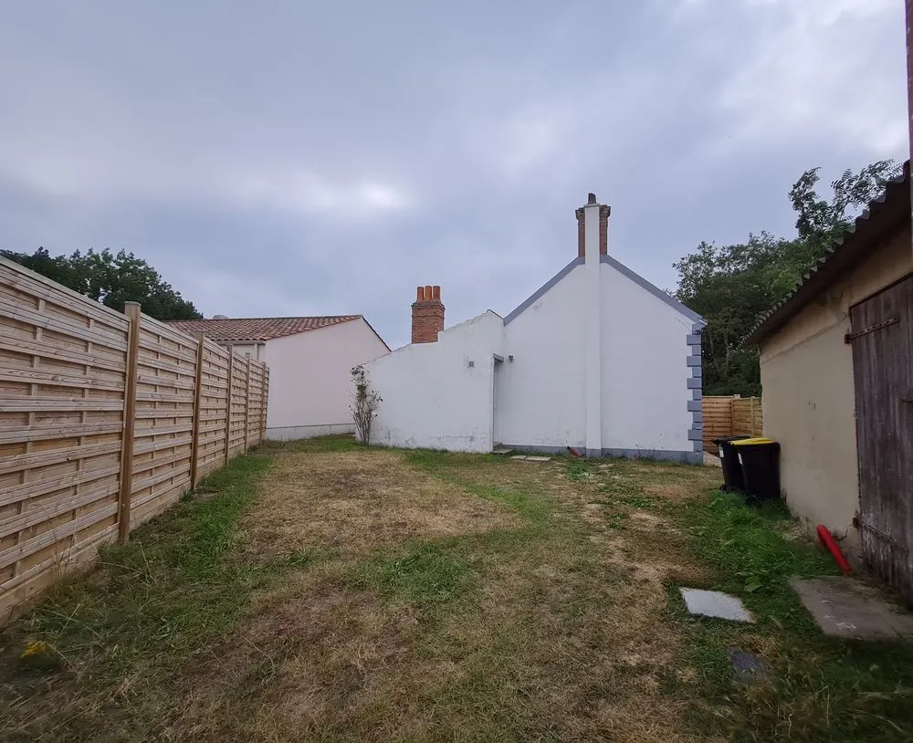 Maisonnettes à vendre à Orouët, idéale pour investissement, 37,5 m², dépendance et terrain clos 