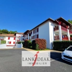 Appartement T2 BIS lumineux avec terrasse, cave et parking à Ustaritz