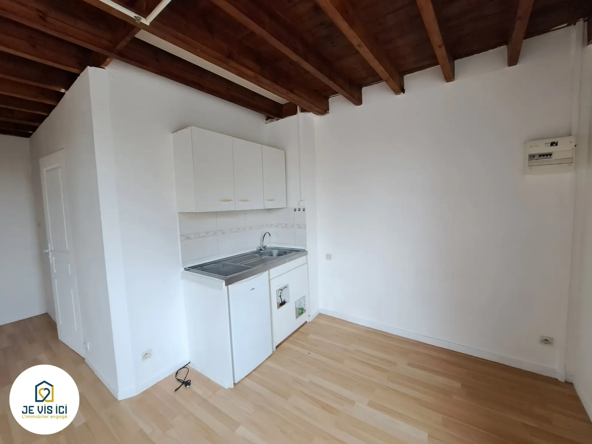 Immeuble de rapport à Gonnehem proche Béthune avec potentiel locatif élevé 