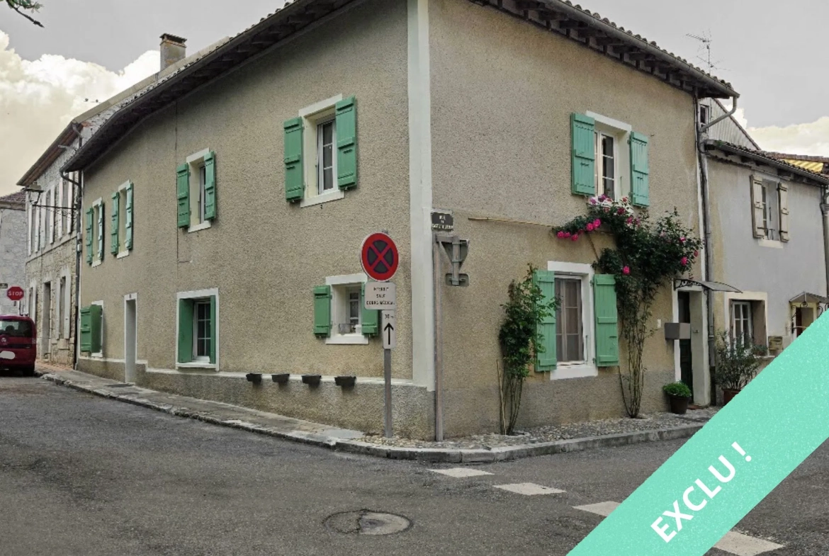 Immeuble rénové à Saint-Clar – Investissement ou résidence principale 