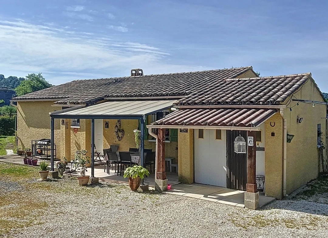 Charmante villa de plain-pied de 80 m² à Saint Théodorit avec grand terrain paysager 